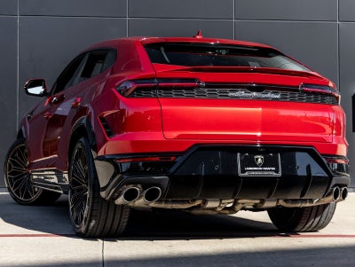 2025 Lamborghini Urus SE