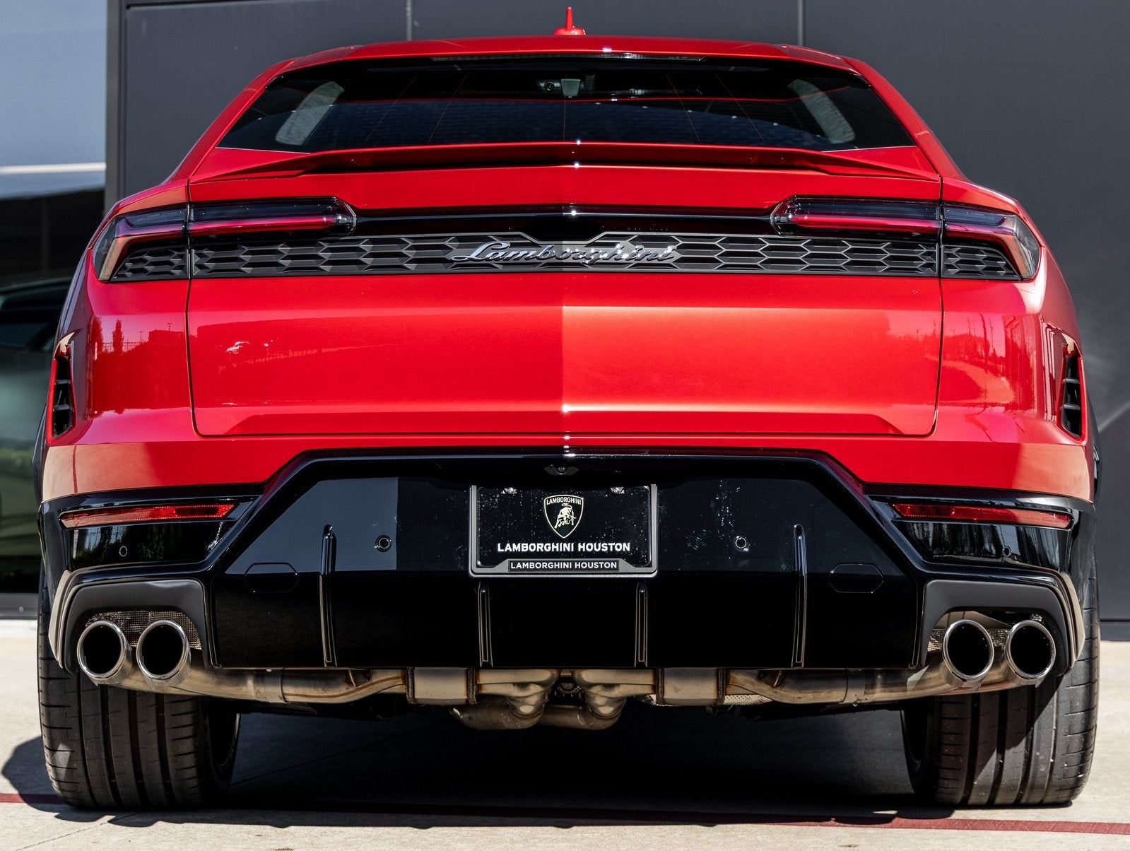 2025 Lamborghini Urus SE