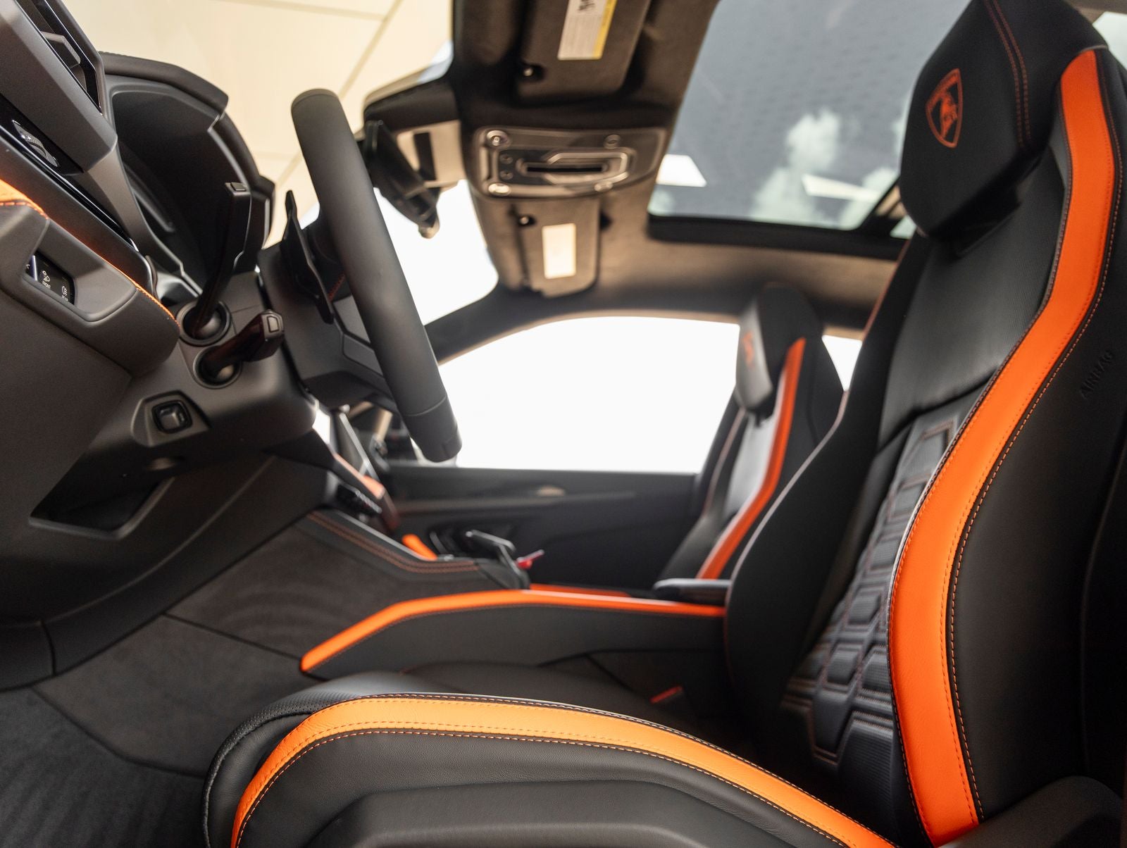 2026 Lamborghini Urus SE