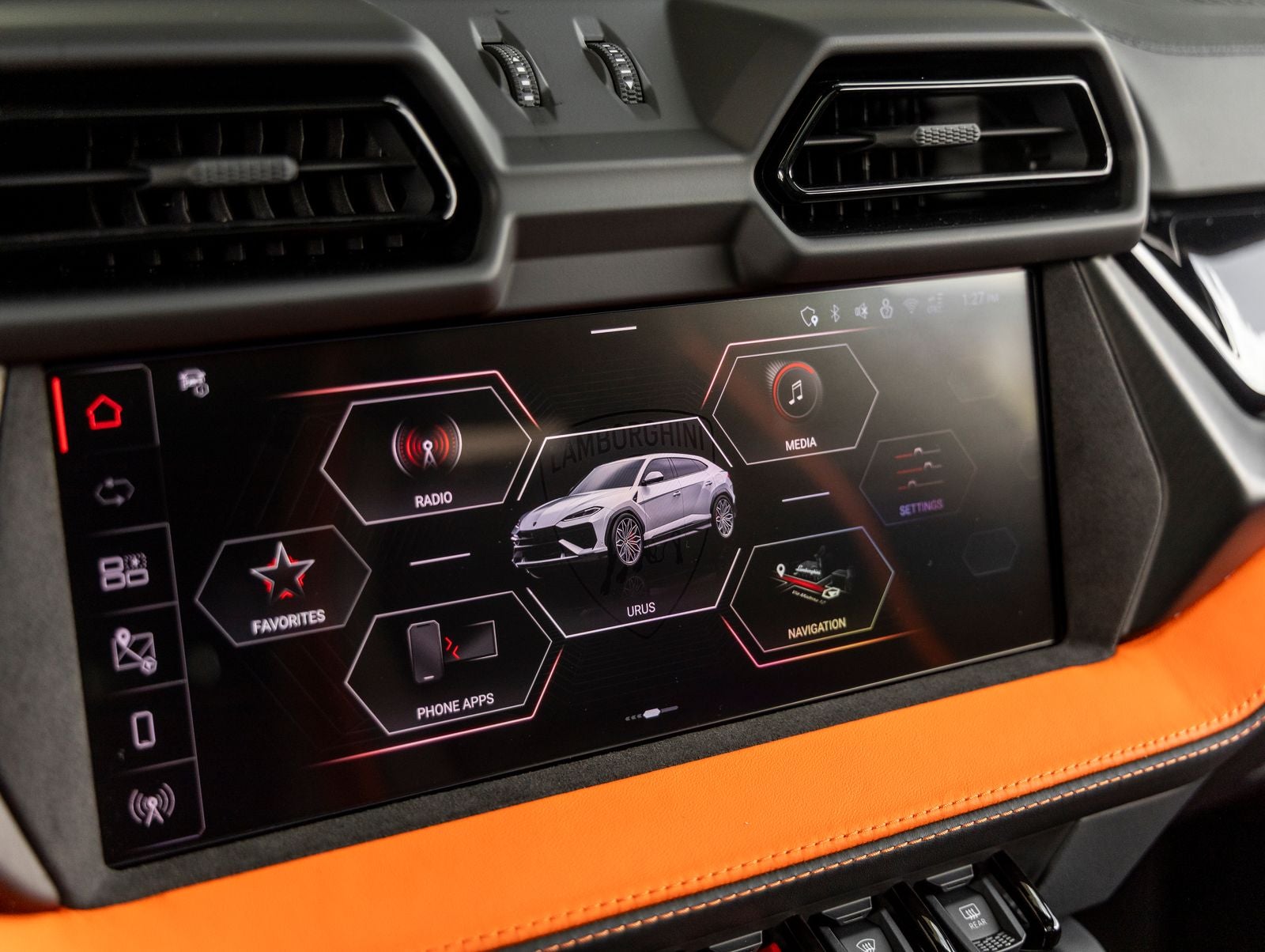 2026 Lamborghini Urus SE