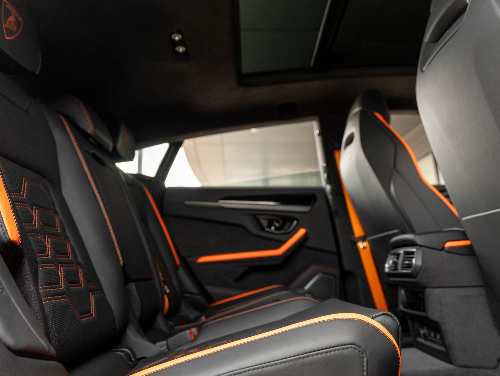 2026 Lamborghini Urus SE