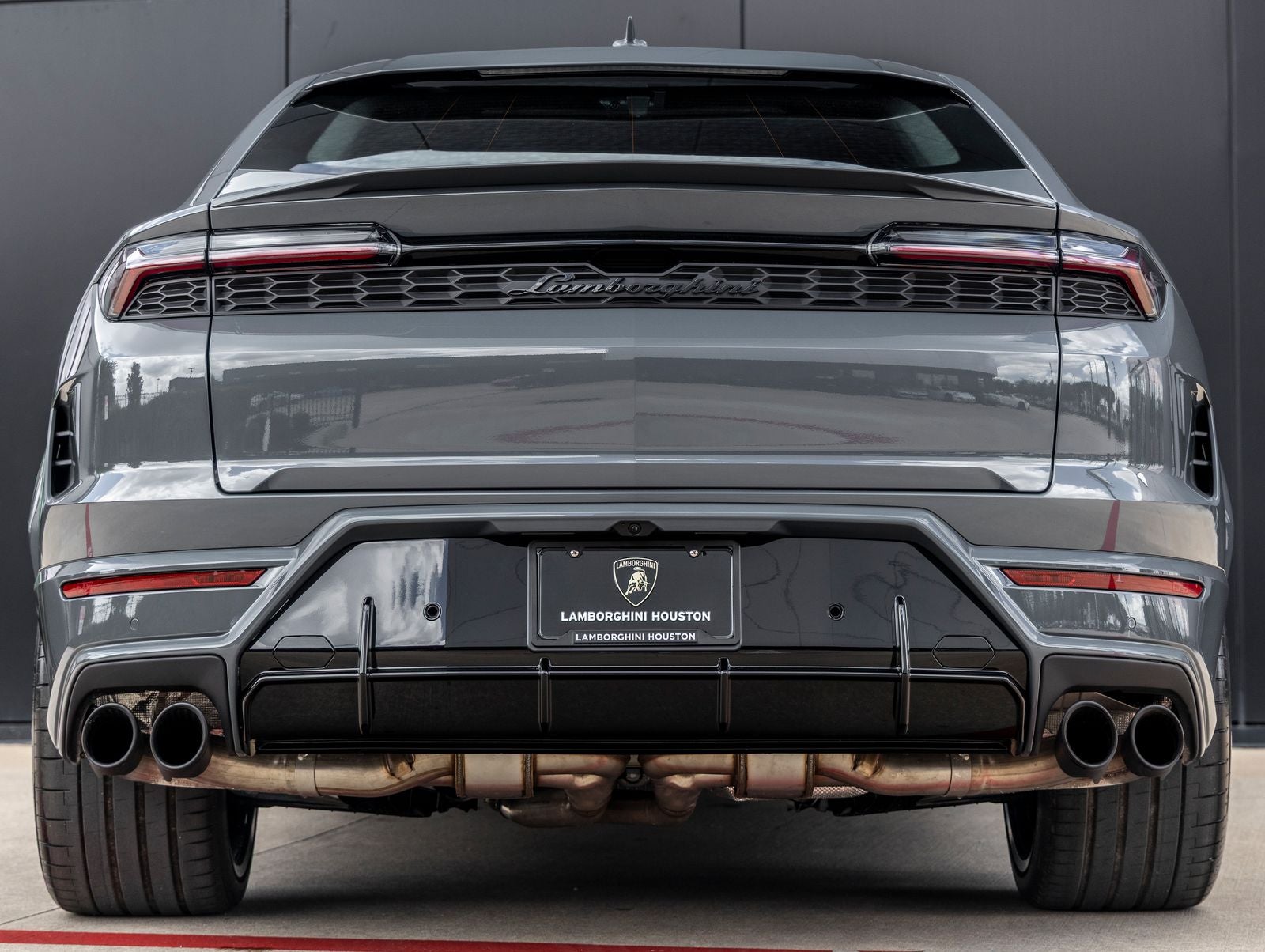 2026 Lamborghini Urus SE