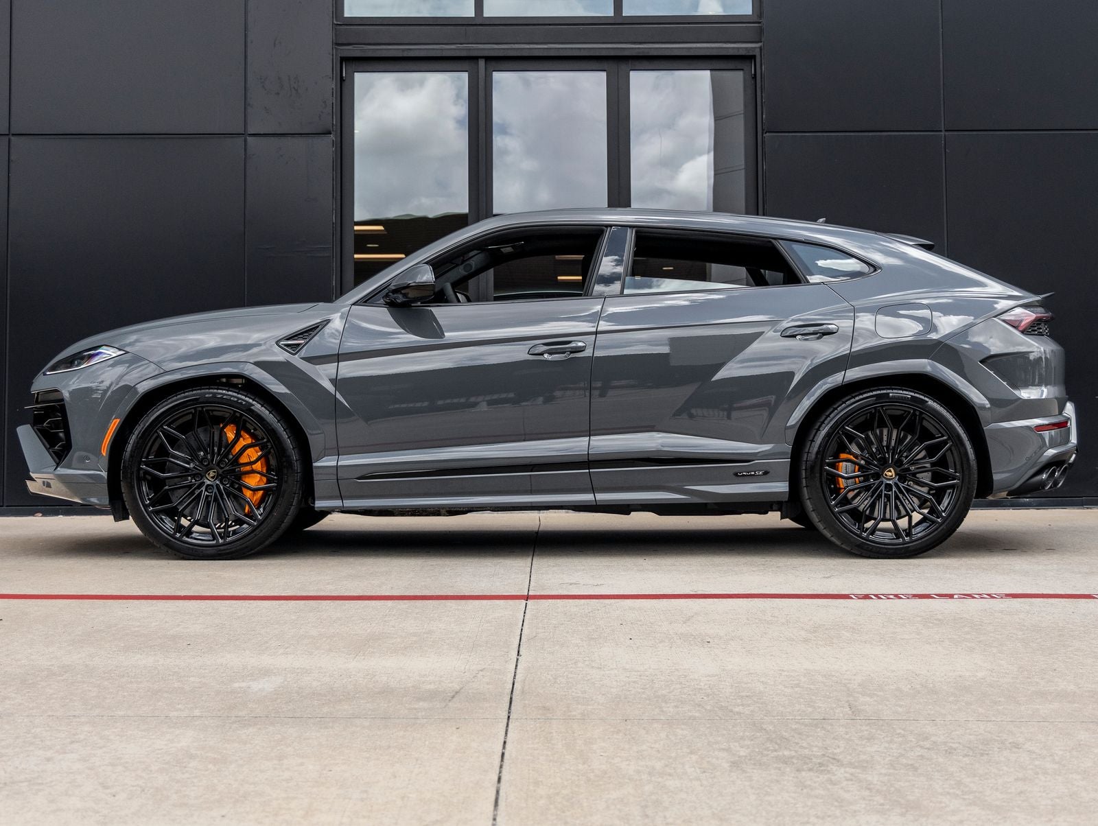 2026 Lamborghini Urus SE