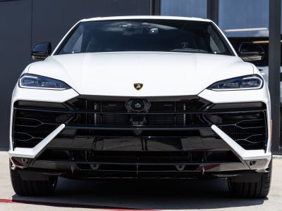 2025 Lamborghini Urus SE