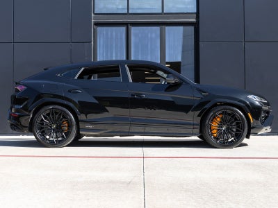 2026 Lamborghini Urus SE