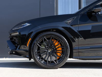 2026 Lamborghini Urus SE