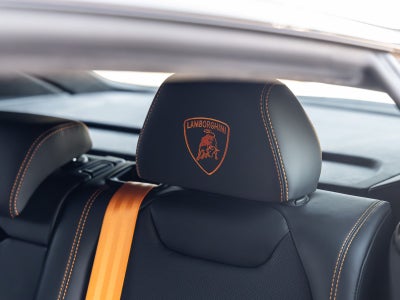 2026 Lamborghini Urus SE