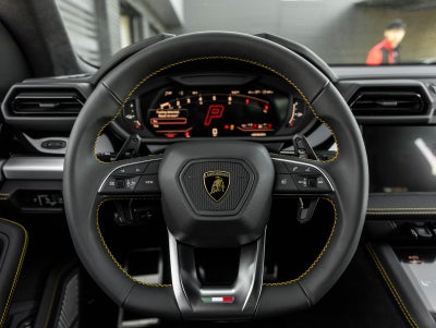 2026 Lamborghini Urus SE