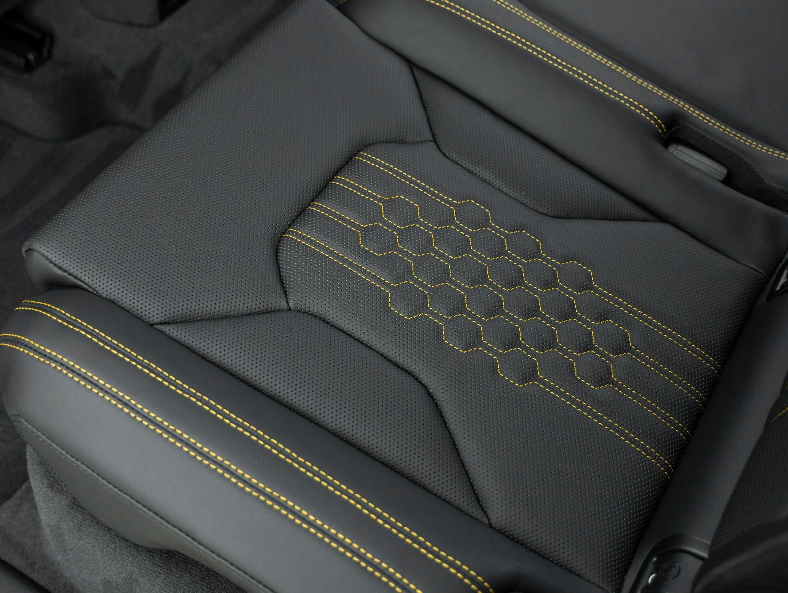 2026 Lamborghini Urus SE