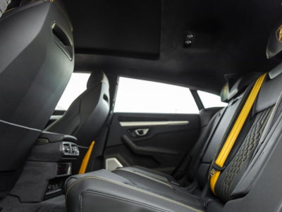 2026 Lamborghini Urus SE