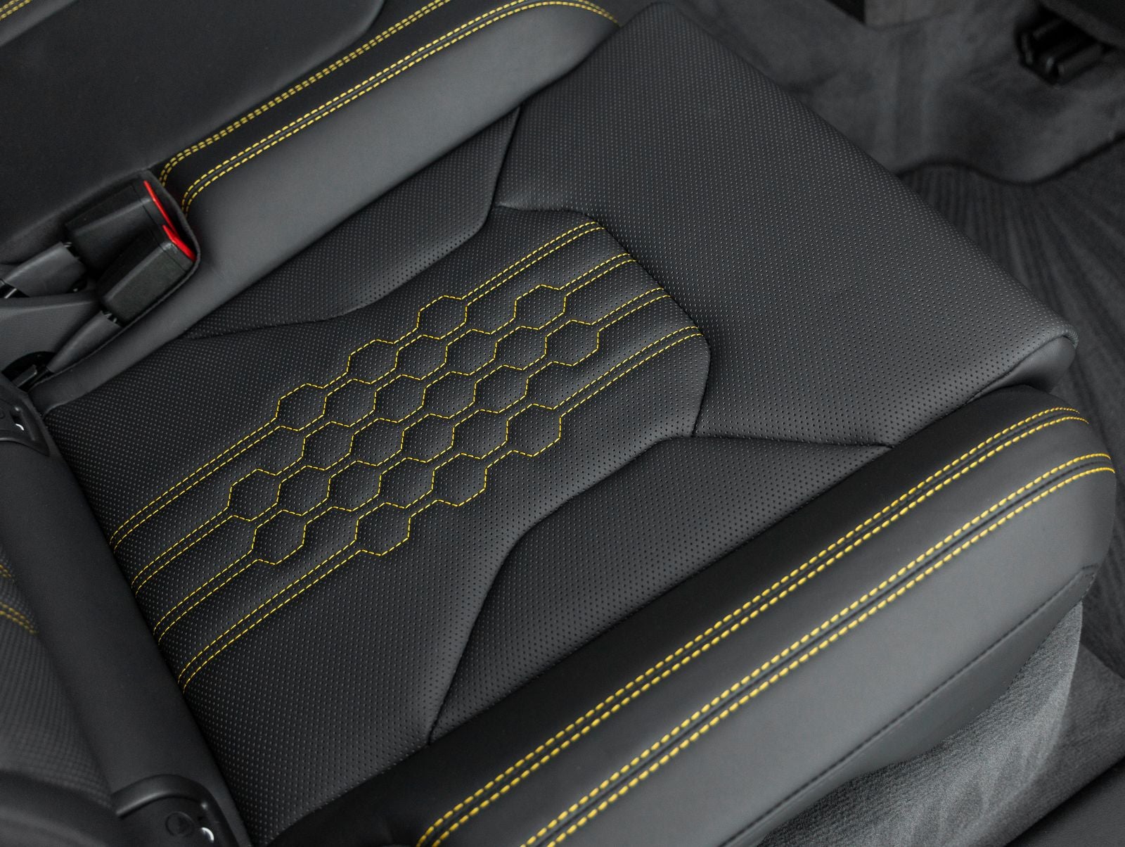 2026 Lamborghini Urus SE