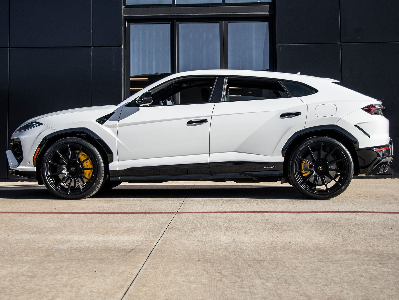2026 Lamborghini Urus SE