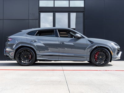 2026 Lamborghini Urus SE