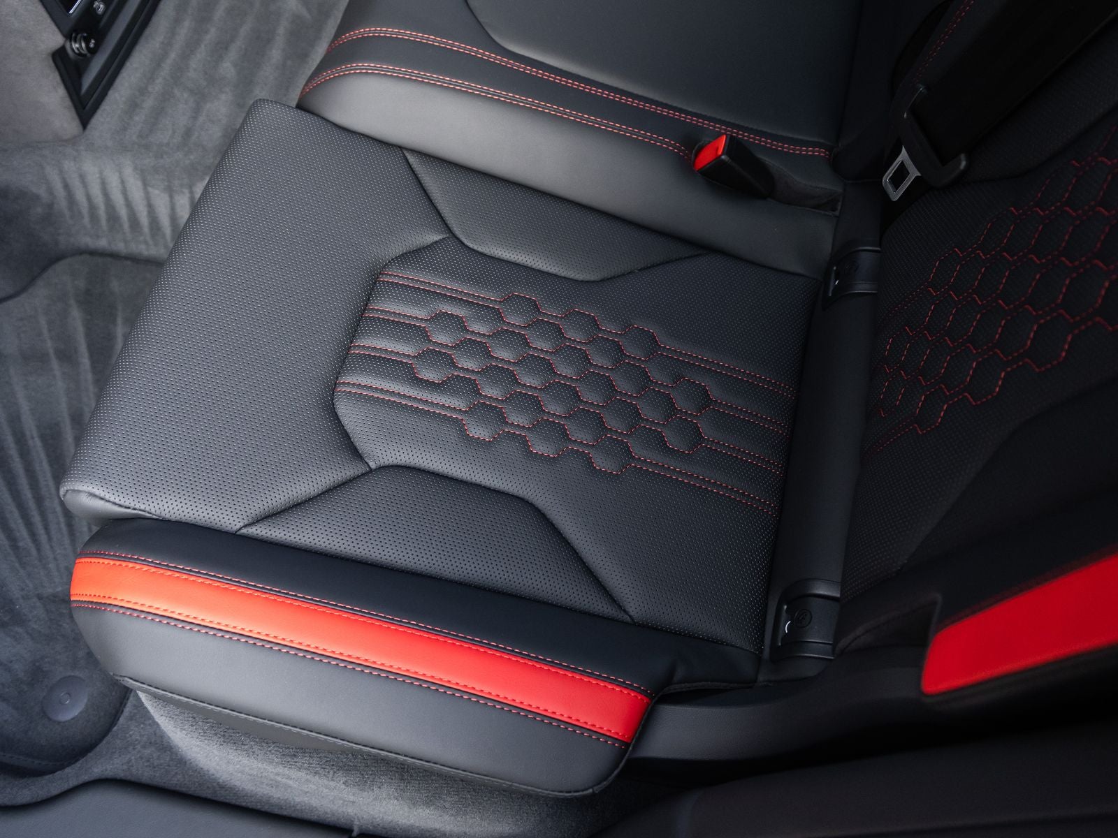 2026 Lamborghini Urus SE