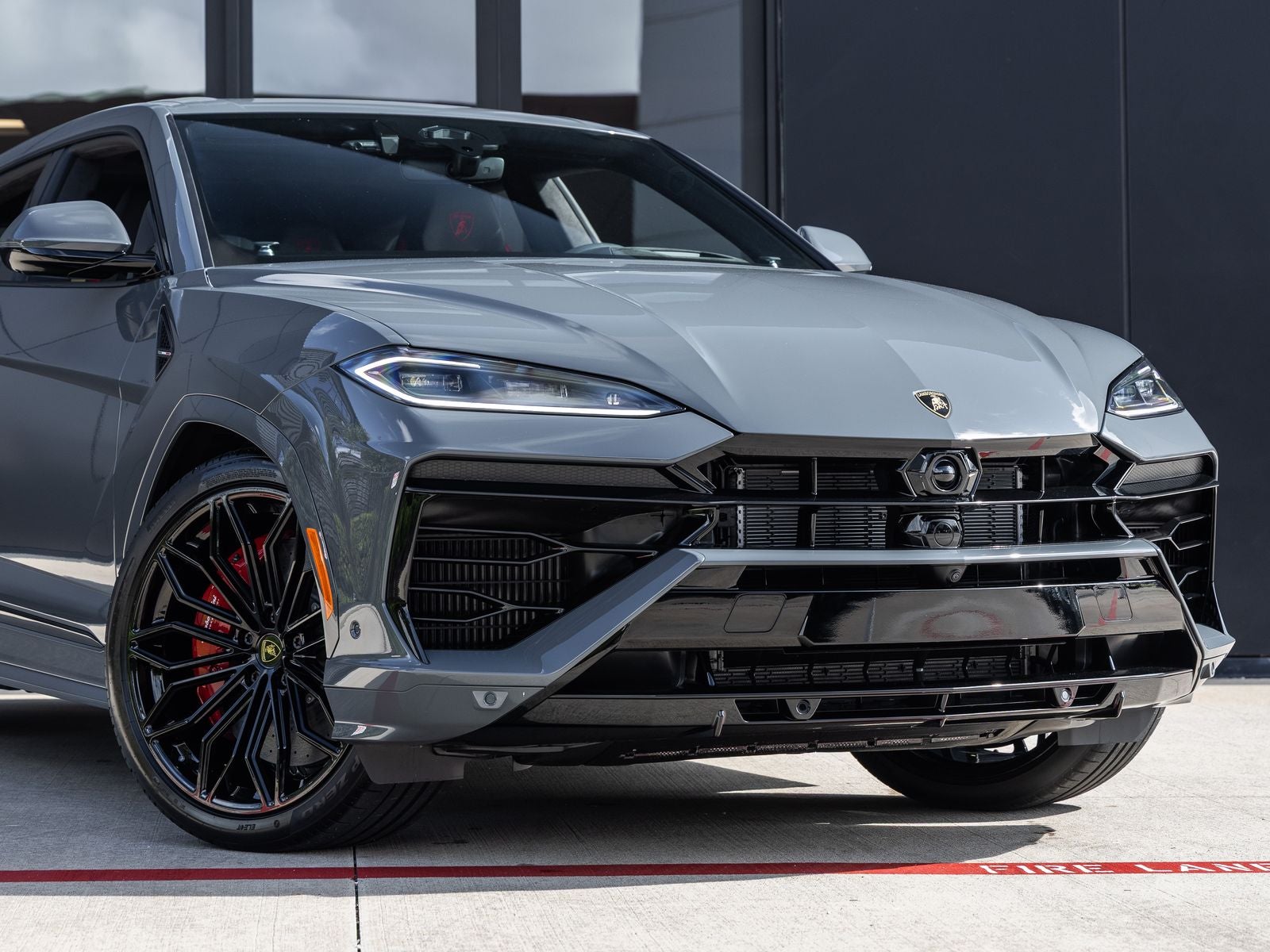 2026 Lamborghini Urus SE