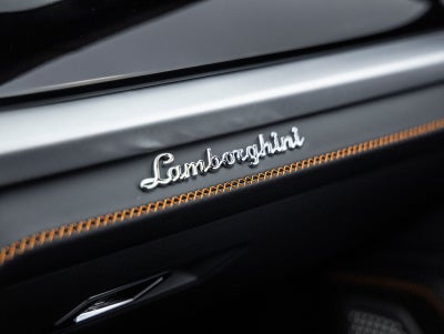 2026 Lamborghini Urus SE