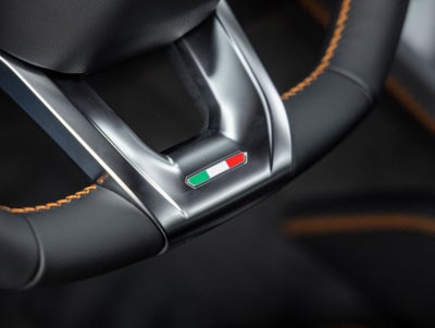 2026 Lamborghini Urus SE