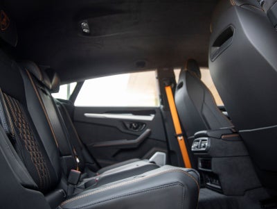 2026 Lamborghini Urus SE