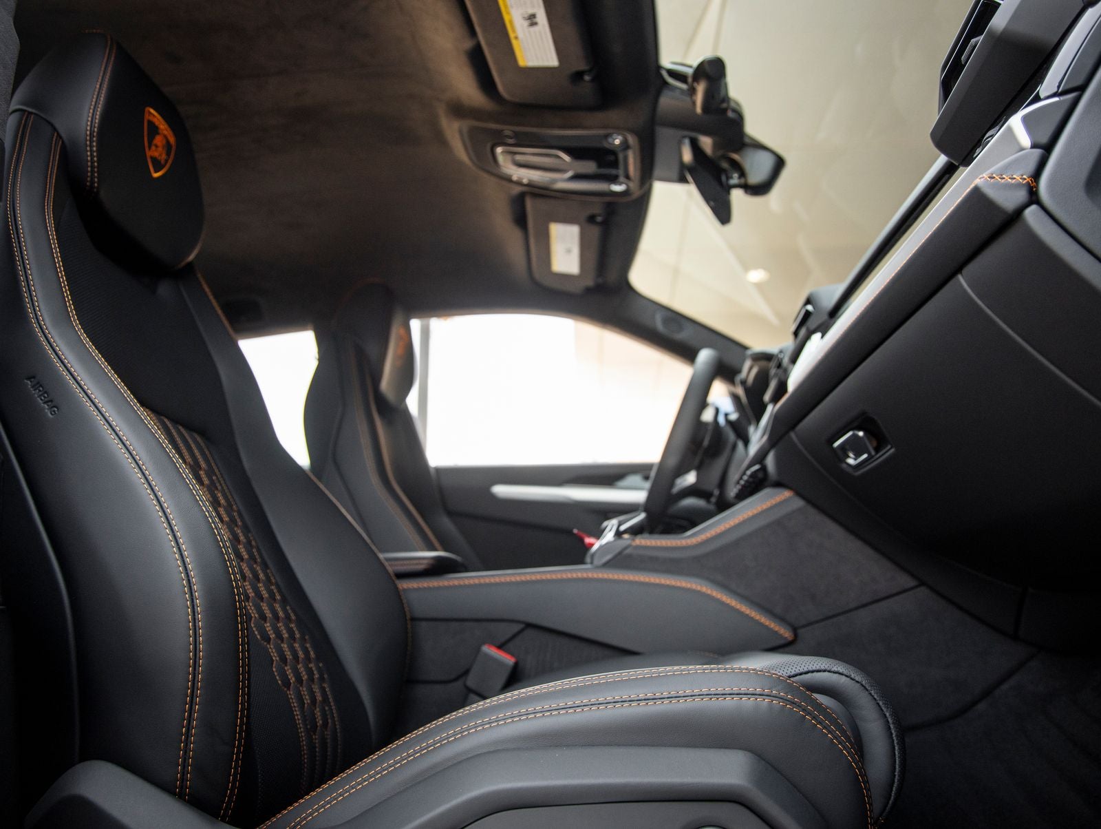 2026 Lamborghini Urus SE