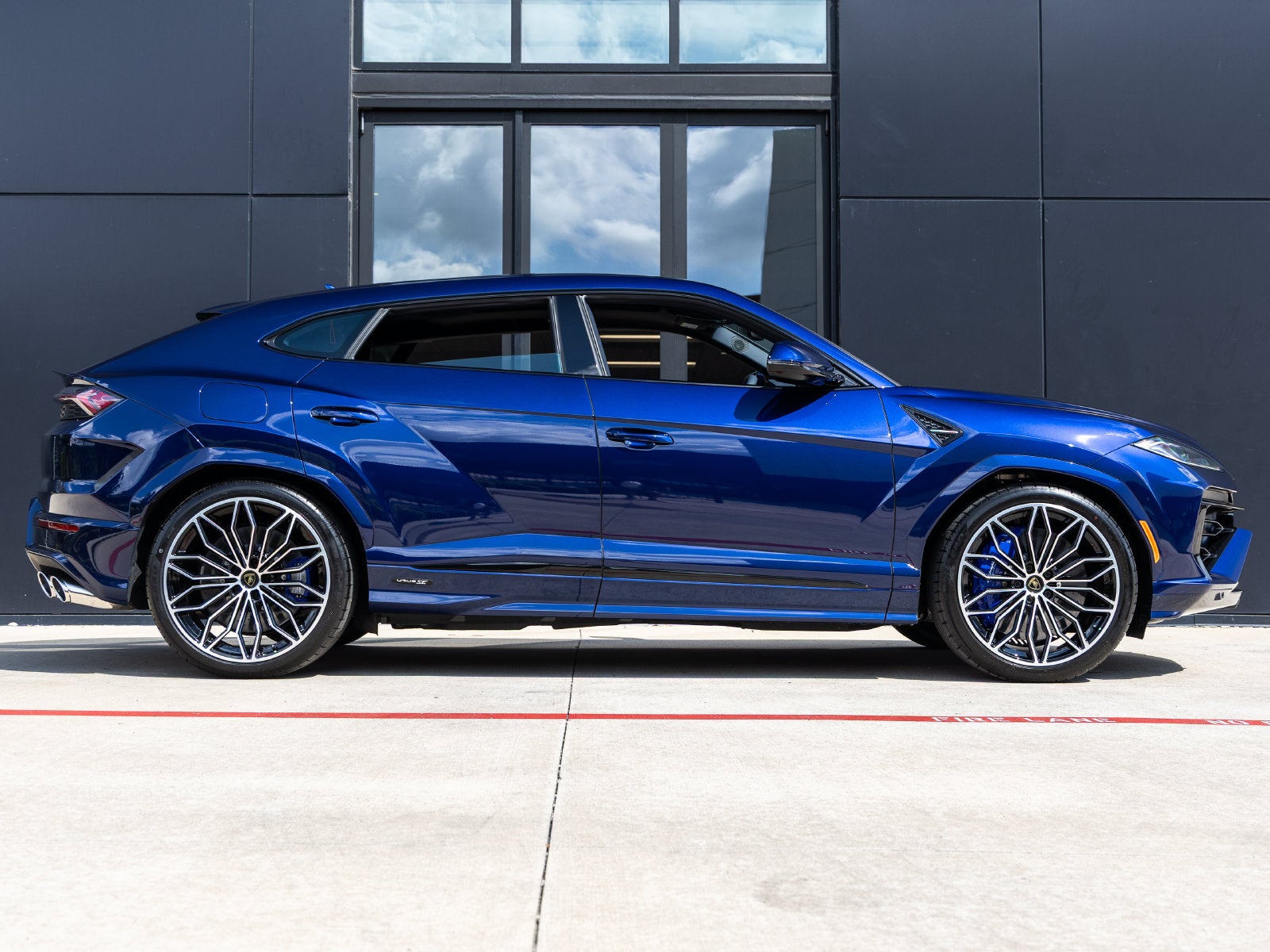 2026 Lamborghini Urus SE