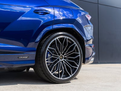 2026 Lamborghini Urus SE