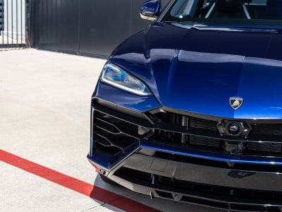 2026 Lamborghini Urus SE