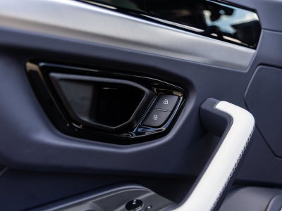 2026 Lamborghini Urus SE