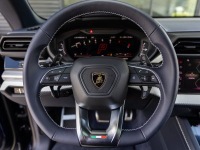 2026 Lamborghini Urus SE