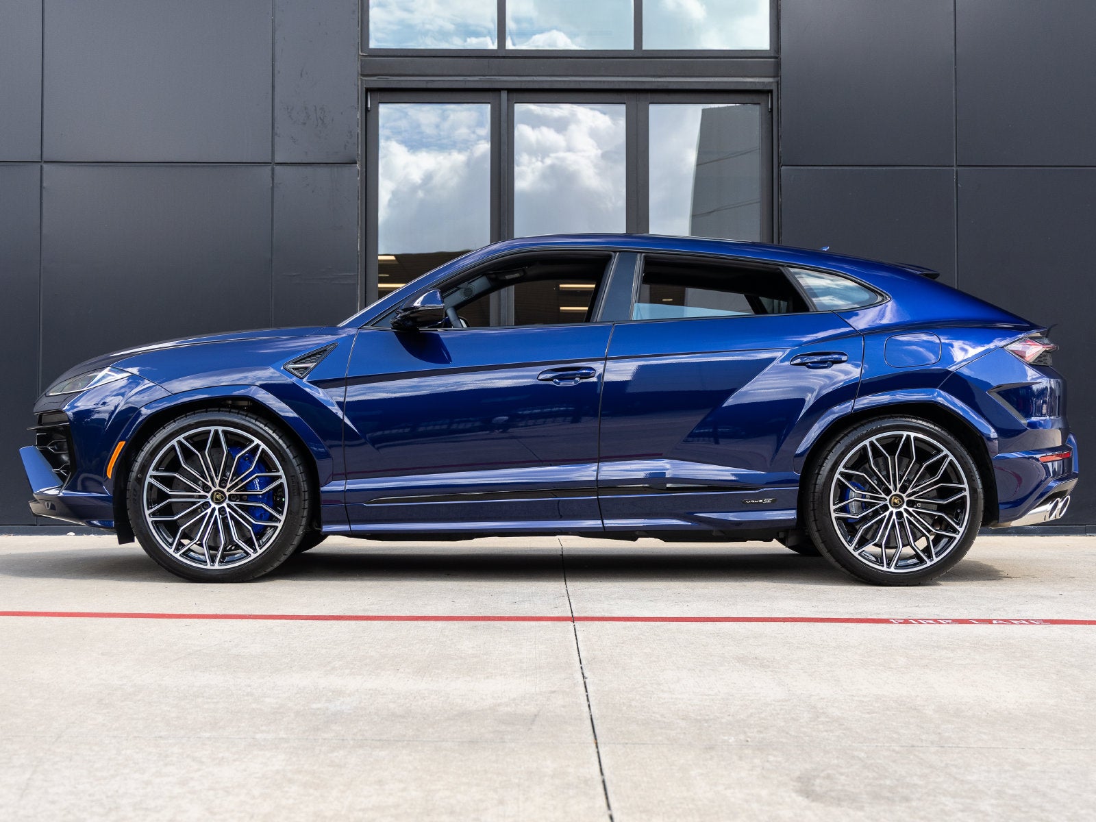 2026 Lamborghini Urus SE