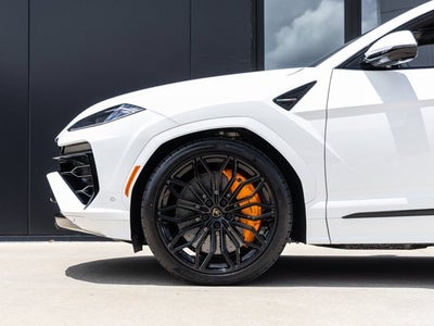 2026 Lamborghini Urus SE