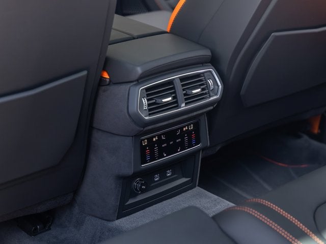 2026 Lamborghini Urus SE