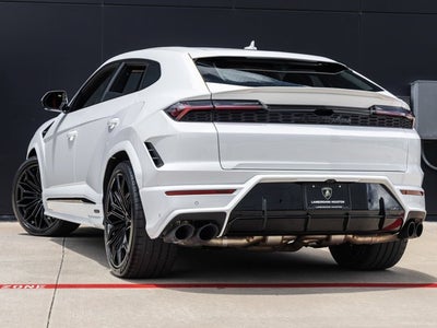2026 Lamborghini Urus SE