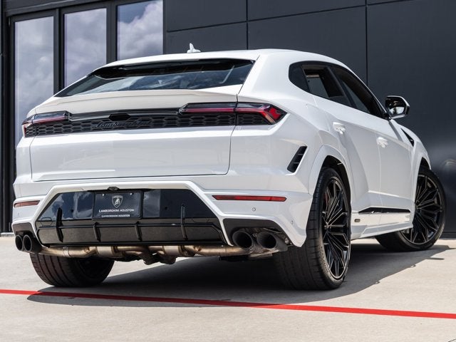 2026 Lamborghini Urus SE