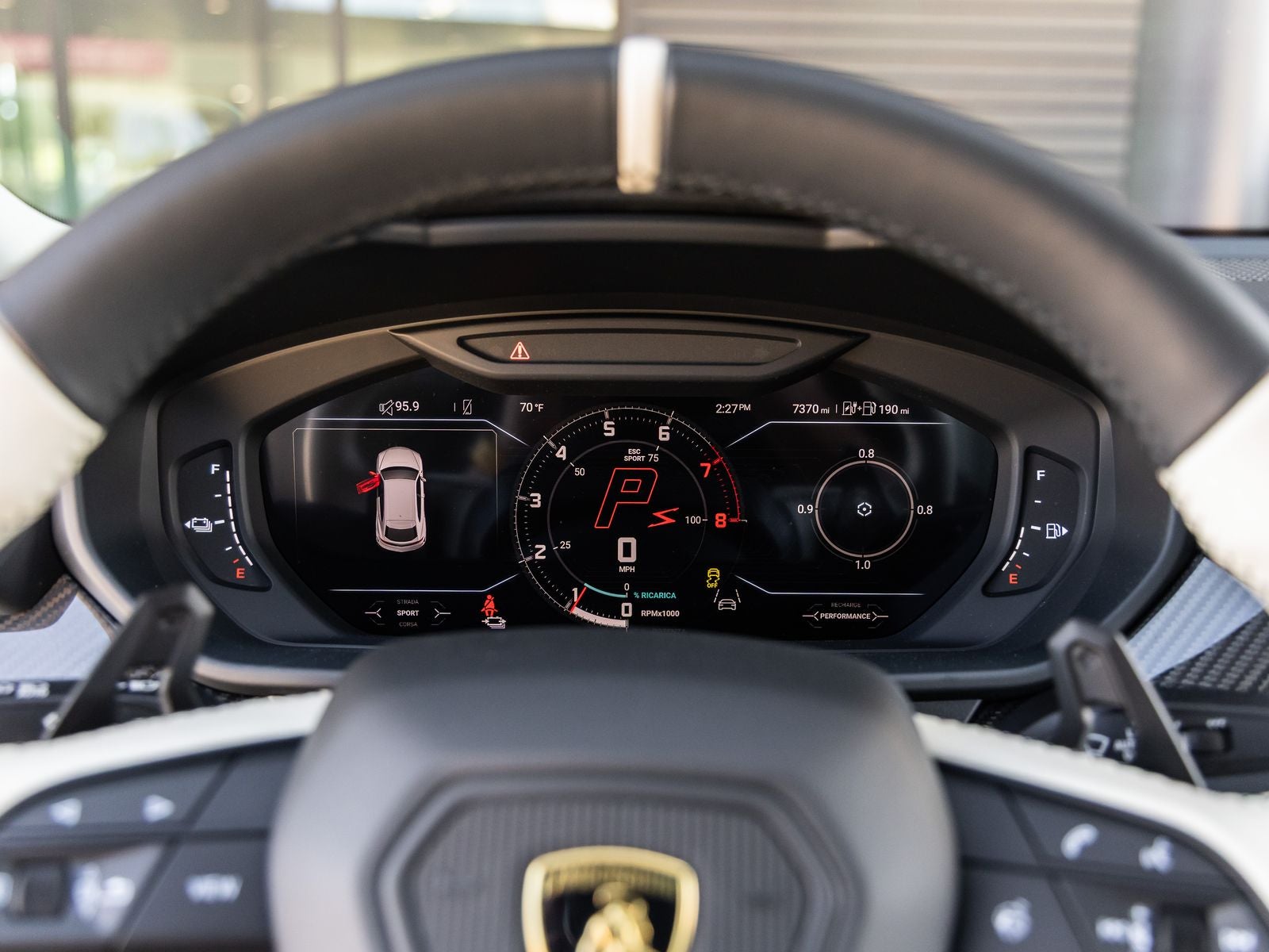 2025 Lamborghini Urus SE