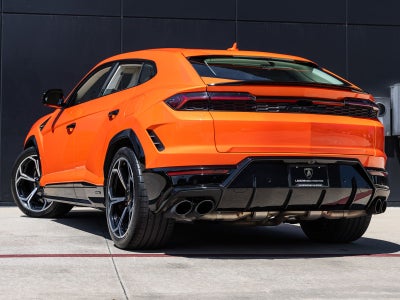 2025 Lamborghini Urus SE