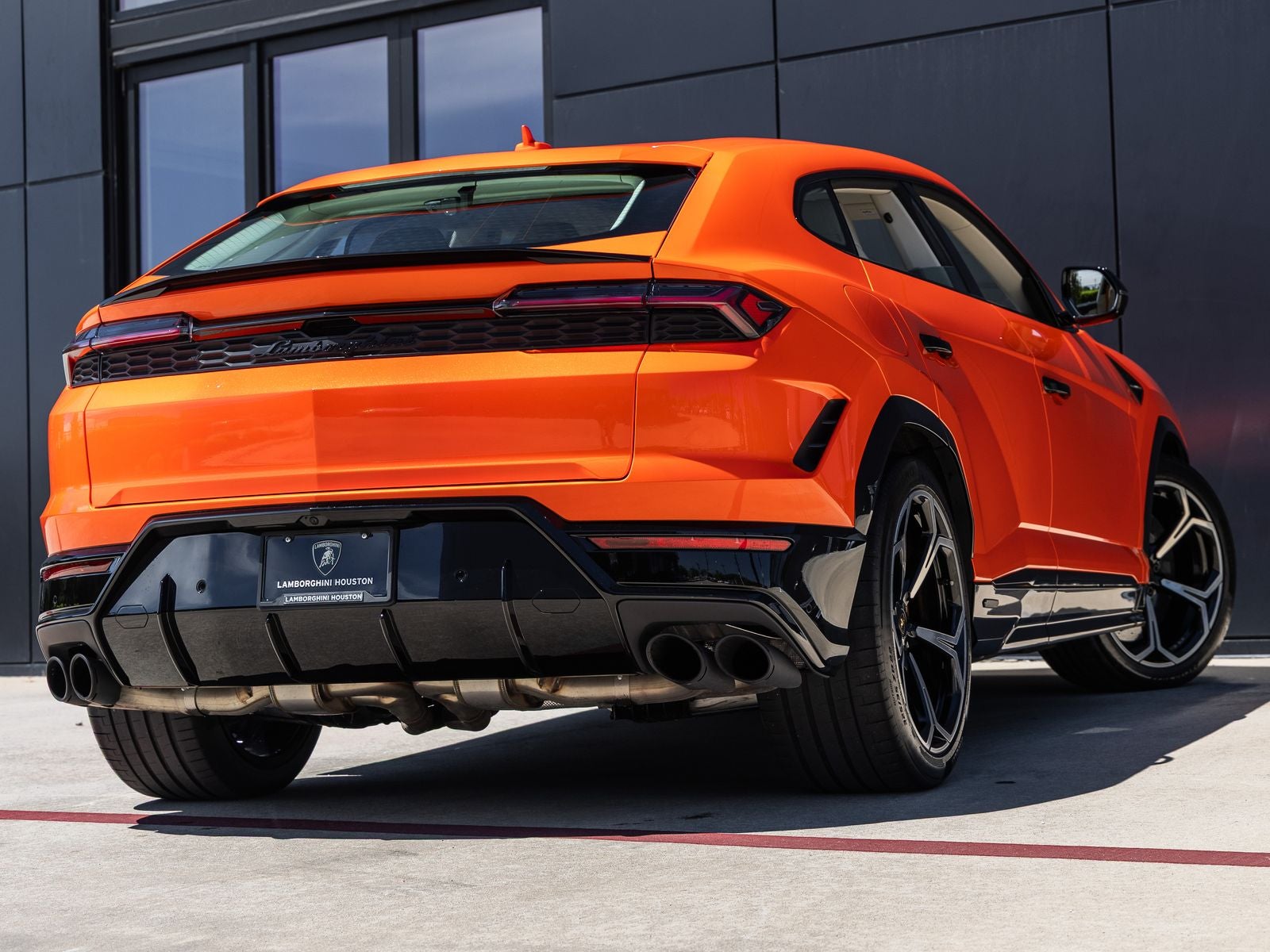 2025 Lamborghini Urus SE