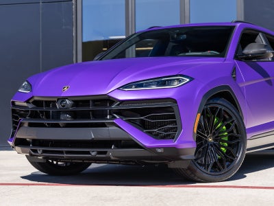 2025 Lamborghini Urus SE