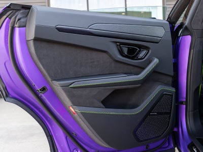 2025 Lamborghini Urus SE
