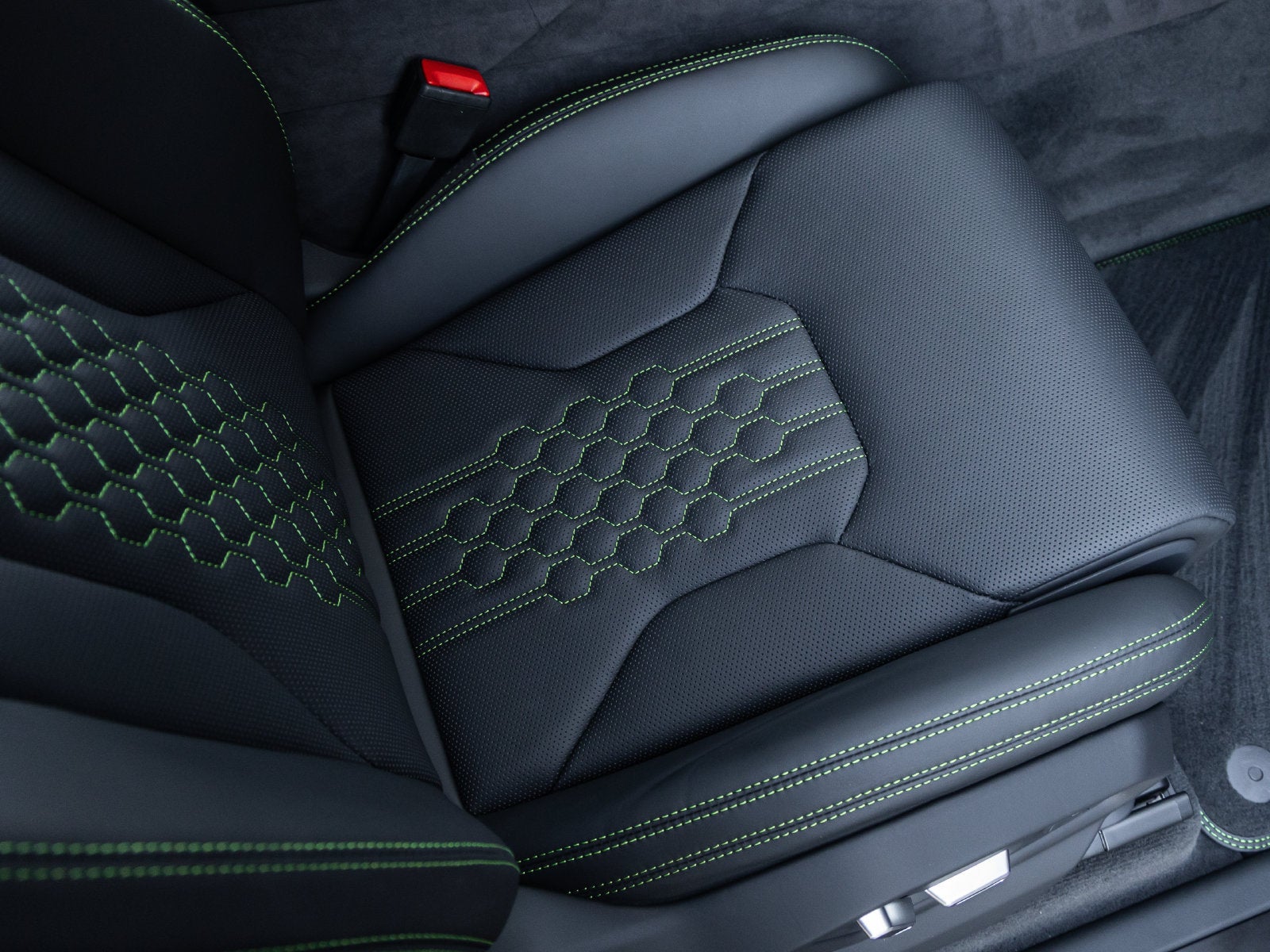 2025 Lamborghini Urus SE