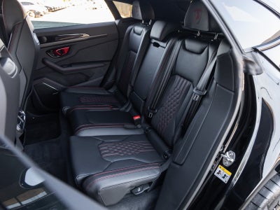 2026 Lamborghini Urus SE