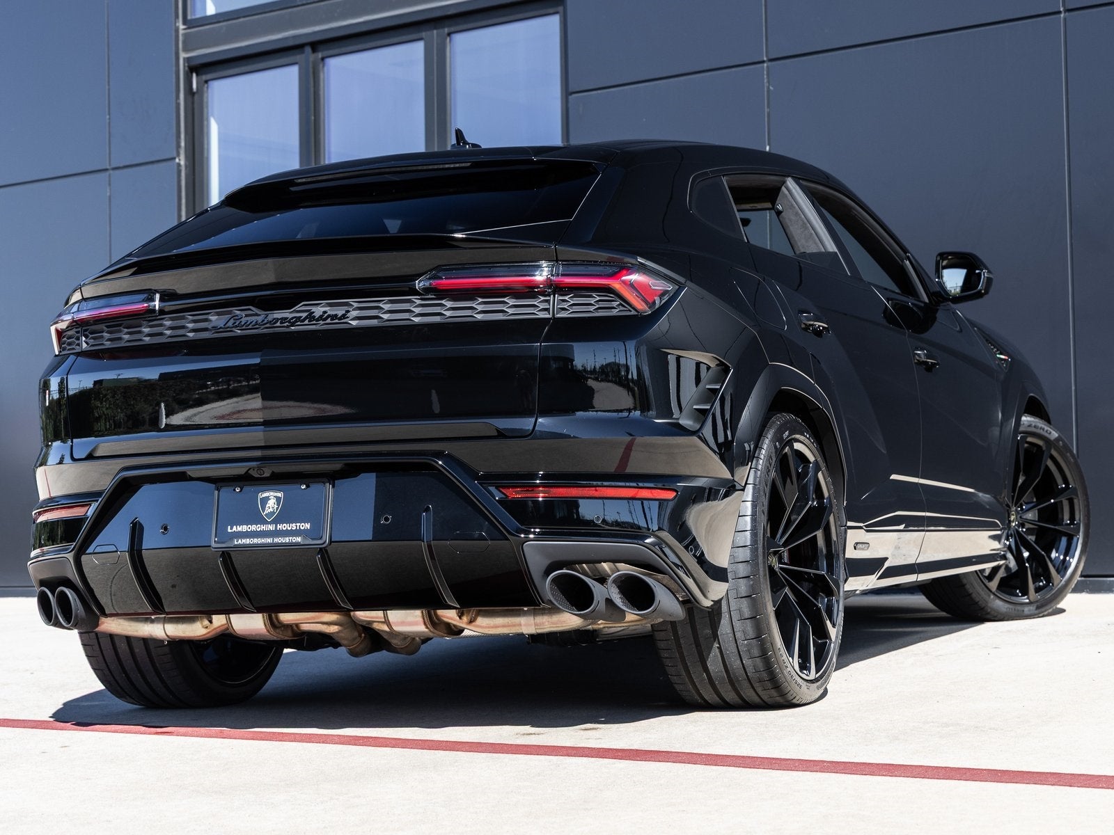 2026 Lamborghini Urus SE