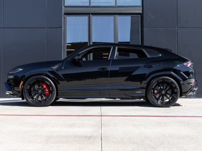 2026 Lamborghini Urus SE