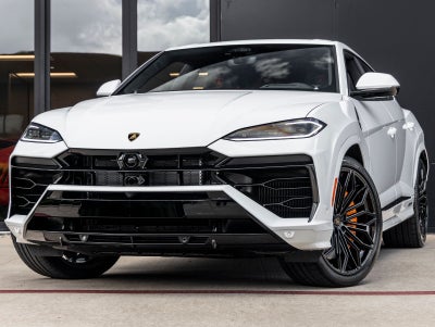 2026 Lamborghini Urus SE