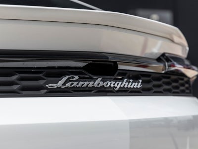 2026 Lamborghini Urus SE