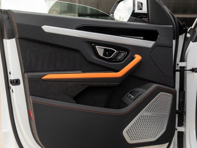 2026 Lamborghini Urus SE