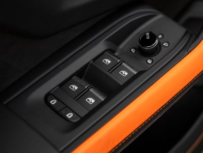 2026 Lamborghini Urus SE