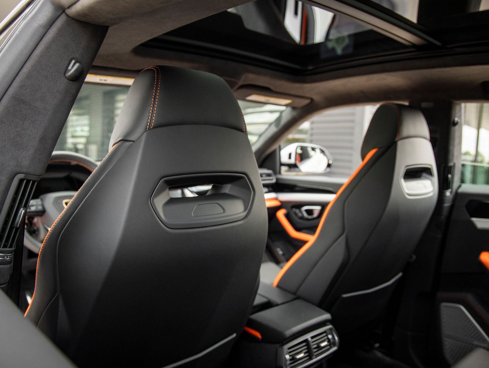 2026 Lamborghini Urus SE