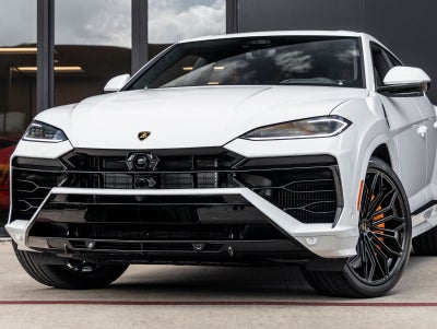2026 Lamborghini Urus SE
