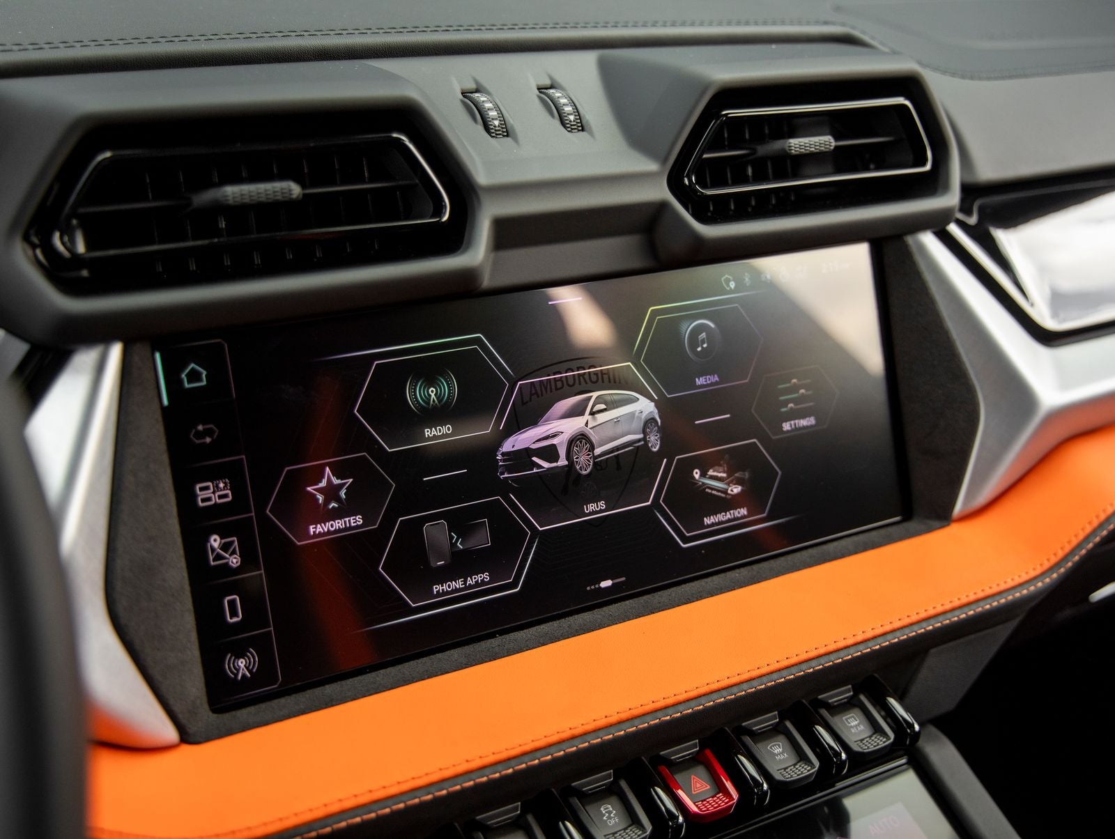 2026 Lamborghini Urus SE