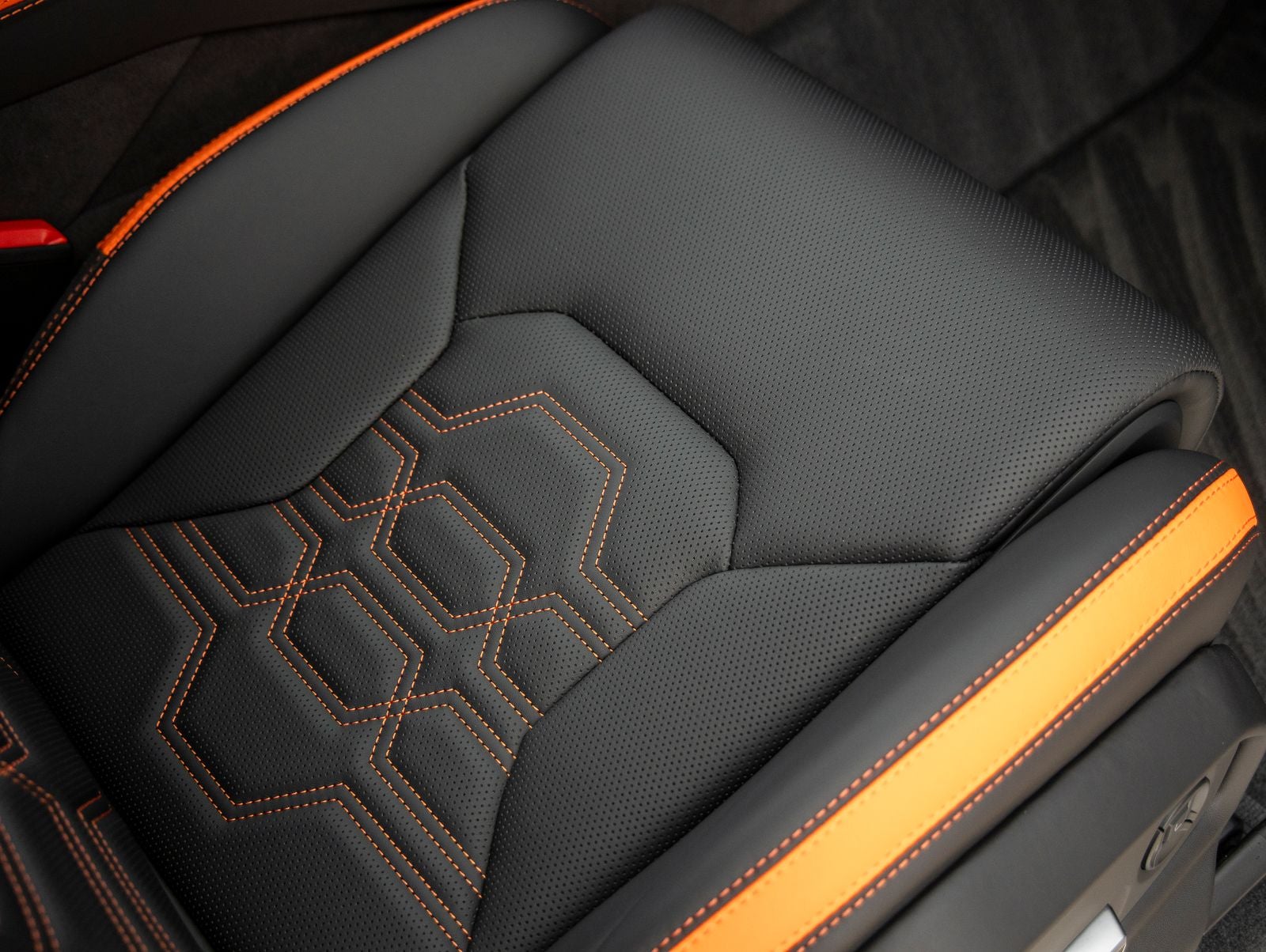 2026 Lamborghini Urus SE